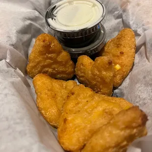 Mac &amp; Breaded Cheese Wedges