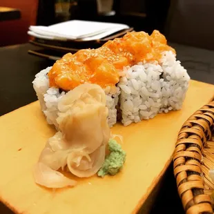 Spicy Salmon Roll