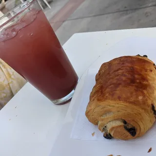 STRAWBERRY LEMONADE