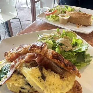 BLUE CHEESE CROISSANT OMELET
