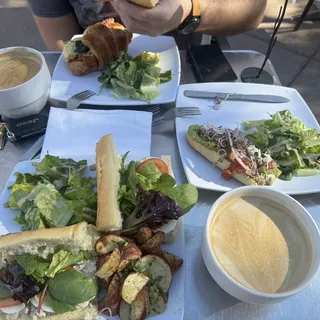 AVOCADO TOAST
