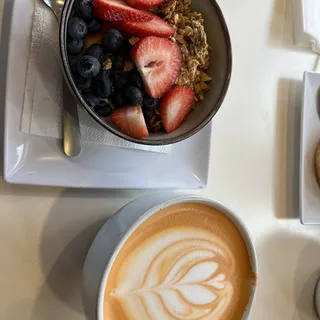 THAI TEA LATTE