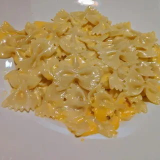 Kids' Bowtie Mac 'N Cheese