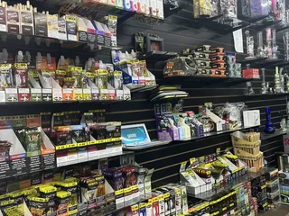 Ave H Smoke Shop