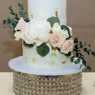 Customized cake, butter cream