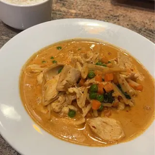 Gaeng Dang (Red Curry)