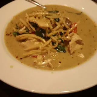 28. Green Chicken Curry