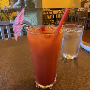 Guava strawberry purée juice