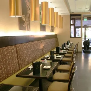 sushi and sashimi, interior