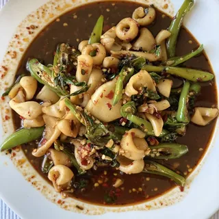 Squid with Chili & Mint Leaves
