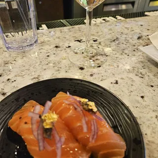 Salmon Sushi