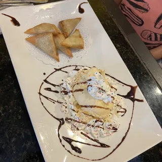 Fried Banana Samosa with Ice Cream