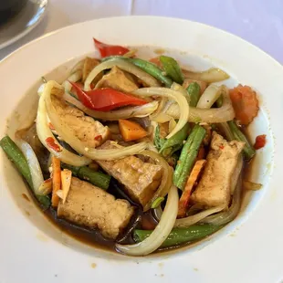 Basil tofu with chili garlic sauce