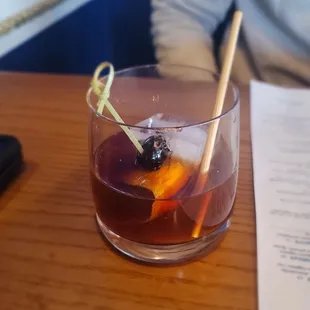 oysters and mussels, drink