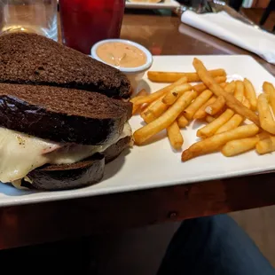 Reuben &amp; fries