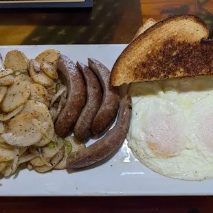 Bangers, eggs, potatoes, &amp; toast brekkie