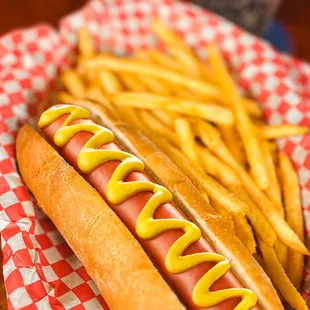 food, hot dog, hot dogs, sandwich