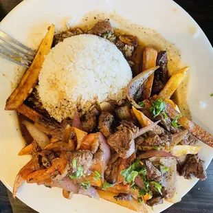 Lomo Saltado