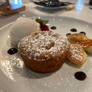 Dulce De Leche Molten Lava Cake