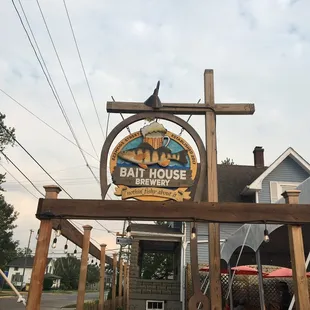 The outside of the restaurant.