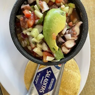 Pulpo (octopus) tostada