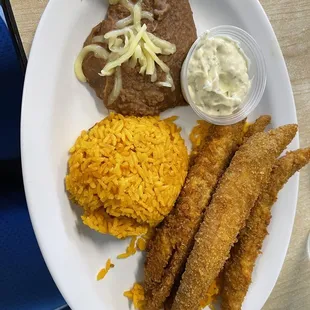 Kids breaded fish with rice and beans