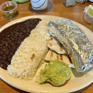 Blackened Fish Platter ~ so fresh &amp; yummy! :)