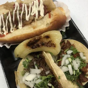 Sonoran dog cabeza and al pastor taco&apos;s