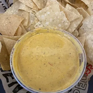 Queso (8oz) and Chips