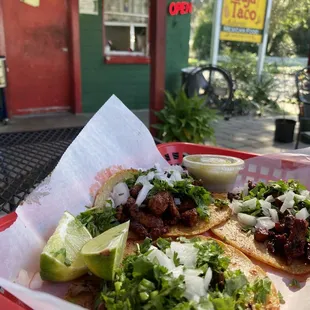 Tacos al pastor