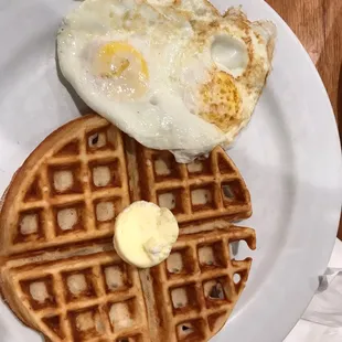 Waffle and 2 eggs over easy