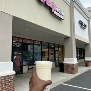 Pina COLODA Agua Fresca with boba