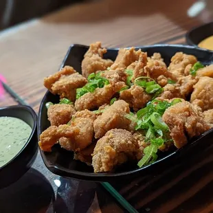 fried chicken wings, fried chicken, bbq chicken, food, bbq wings, poultry, chicken, chicken wings, chicken wings and fried chicken