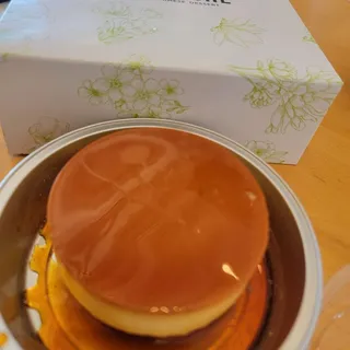 B6 Signature Flan CheeseCake