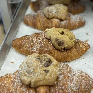 Cookie Croissant