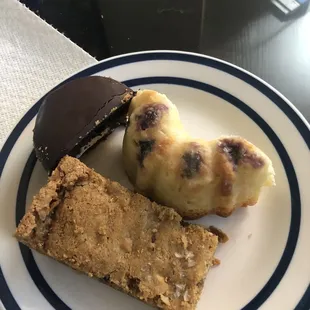 King Dong, Blondie, and Lemon blueberry Bundt