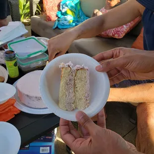 Friends loved the cake!