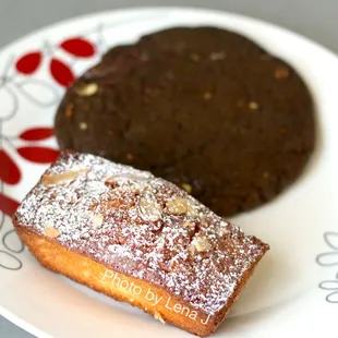 Almond Cake ($4) and Hojicha Double Chocolate Cookie ($4)