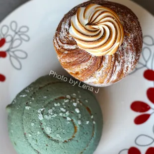 Jasmine Milk Bun ($5) and Yuzu Meringue Croissant Bun ($5.75)