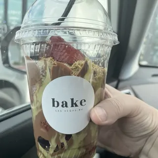 Dubai Strawberry MEGA Box