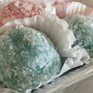 Peanut Butter Godiva Mochi...