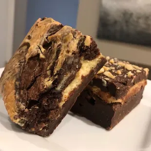 Cheesecake brownie buckeye brownie