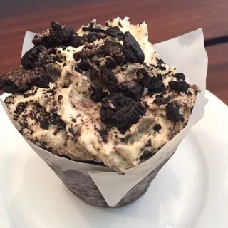 Vegan Oreo Cupcake