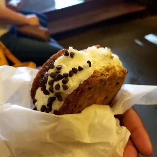 Chocolate Chip Cookie
