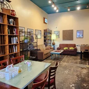 sushi and sashimi, interior