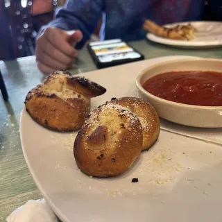 Garlic Knots