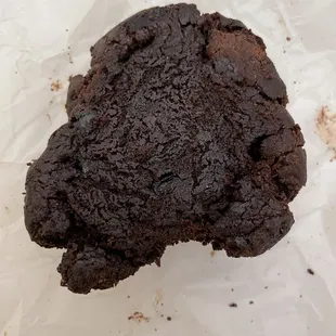 Burnt bottom of the cookie