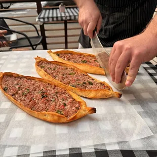 İstanbul Style Mediterranean Flatbread