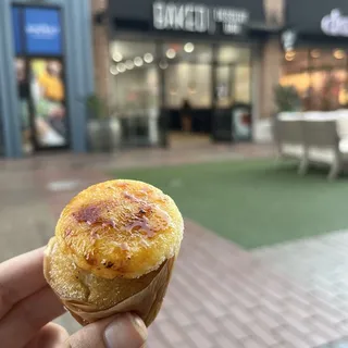 Yema Creme Brulee Mini Cupcake