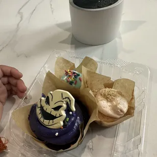 Birthday Cake Mini Cupcake